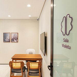 sala-violeta-01